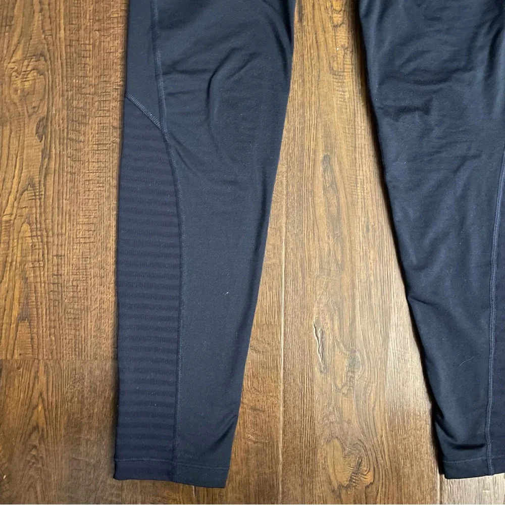 Nike BYU Athletic Leggings with University Logo Brigham Young University Cougars - Picture 2 of 6